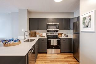 15 Bank St - Photo 1 of 1