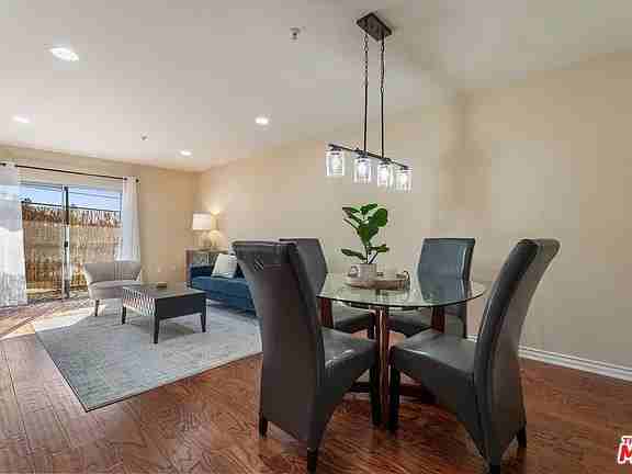 7100 Alvern St - Photo 3 of 17