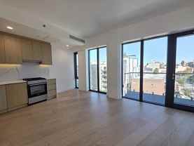 3005 Vernon Blvd - Photo 1 of 1