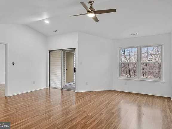 336 Walden Cir - Photo 3 of 15