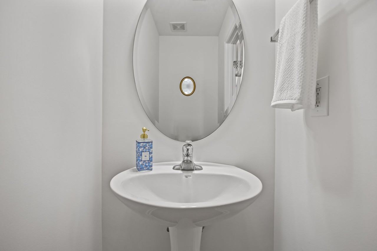 6623 Clarksburg Pl - Photo 7 of 22