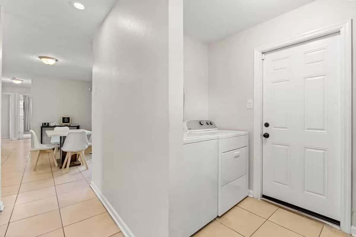 4561 Evers Pl - Photo 3 of 18