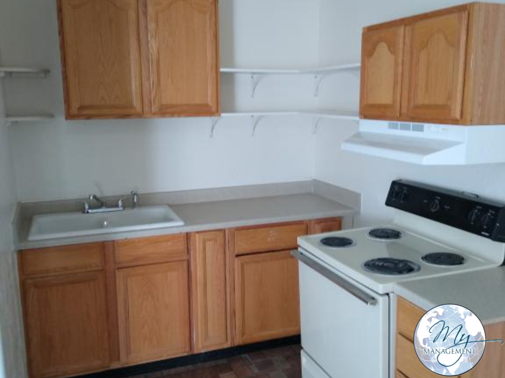 118 7th Ave S - Photo 2 of 5