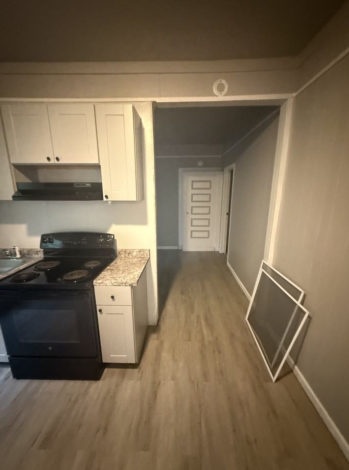 5911 Sacramento Ave - Photo 3 of 14
