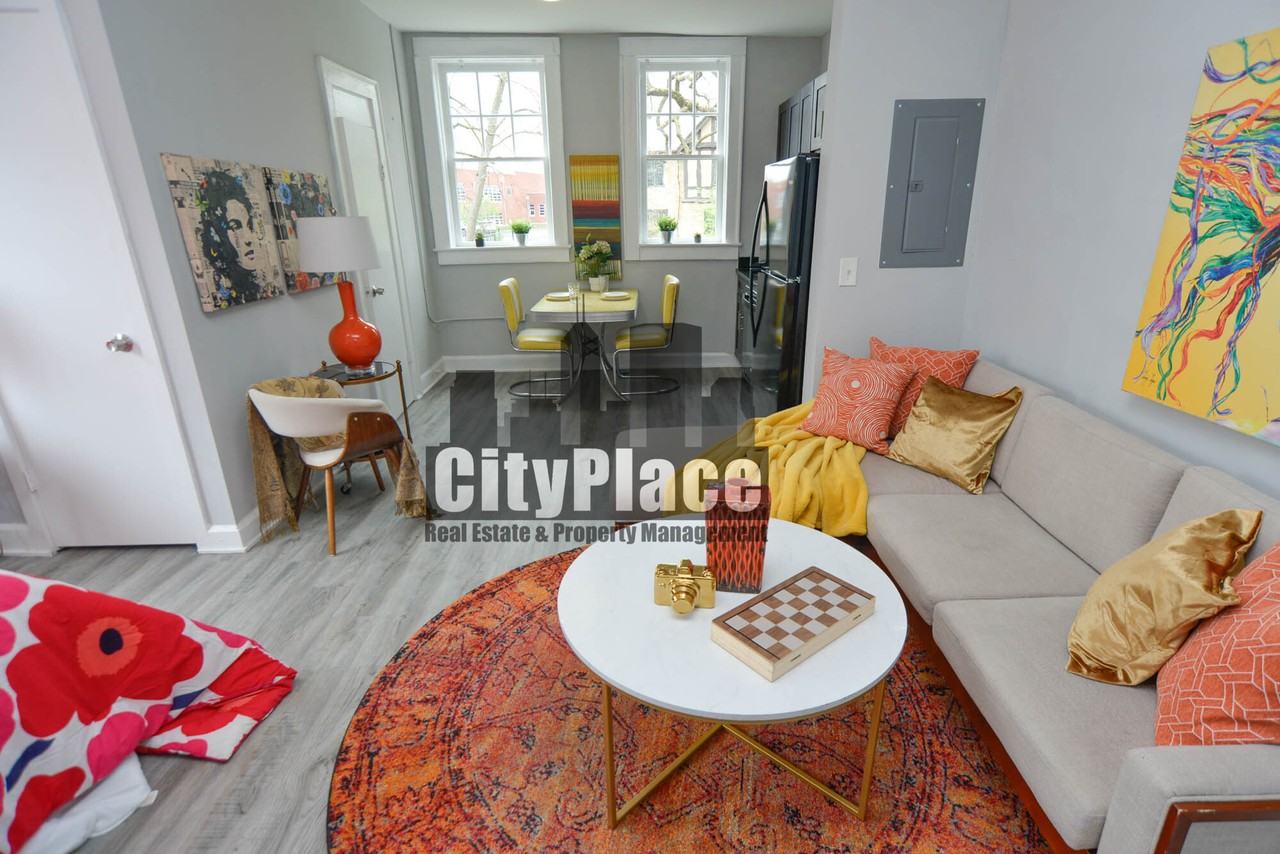 5345 E Washington St #4 - Photo 7 of 17