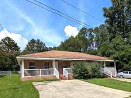 featured image of 1104 Howell Rd #I