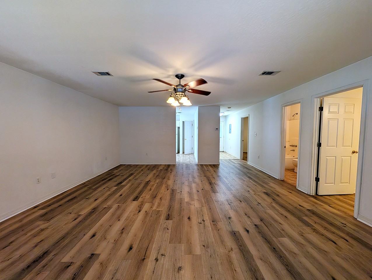 1104 Howell Rd #I - Photo 4 of 14