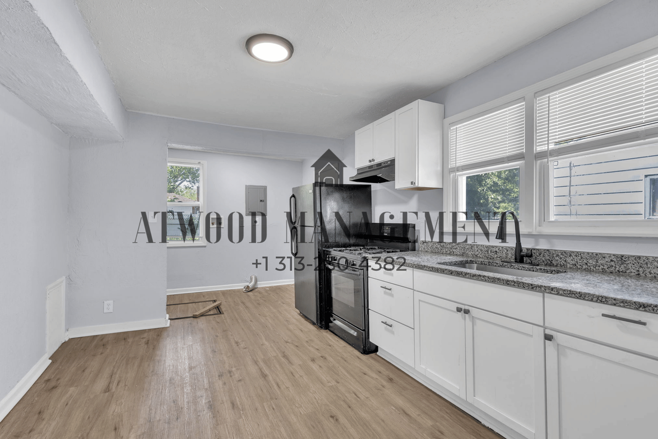 20531 Moenart St - Photo 7 of 18