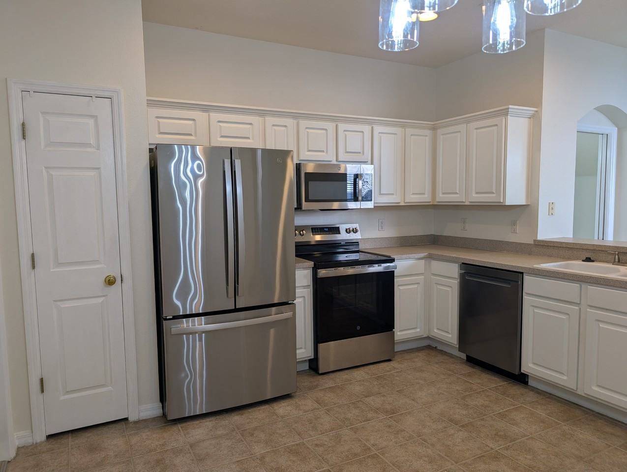 10008 Tranquility Way - Photo 5 of 27