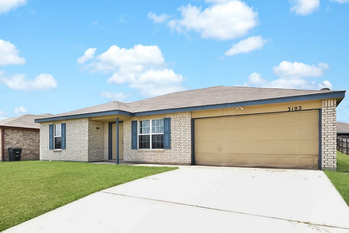 3102 Tom Lockett Dr - Photo 2 of 16