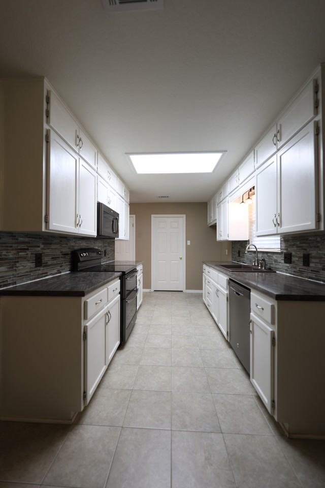 112 Tiger Cir - Photo 4 of 28
