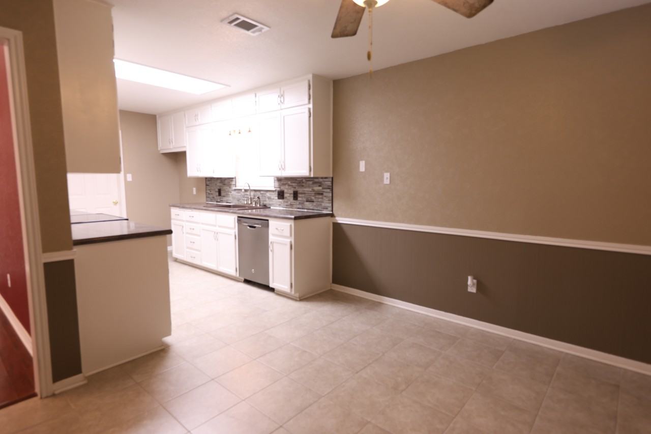 112 Tiger Cir - Photo 7 of 28