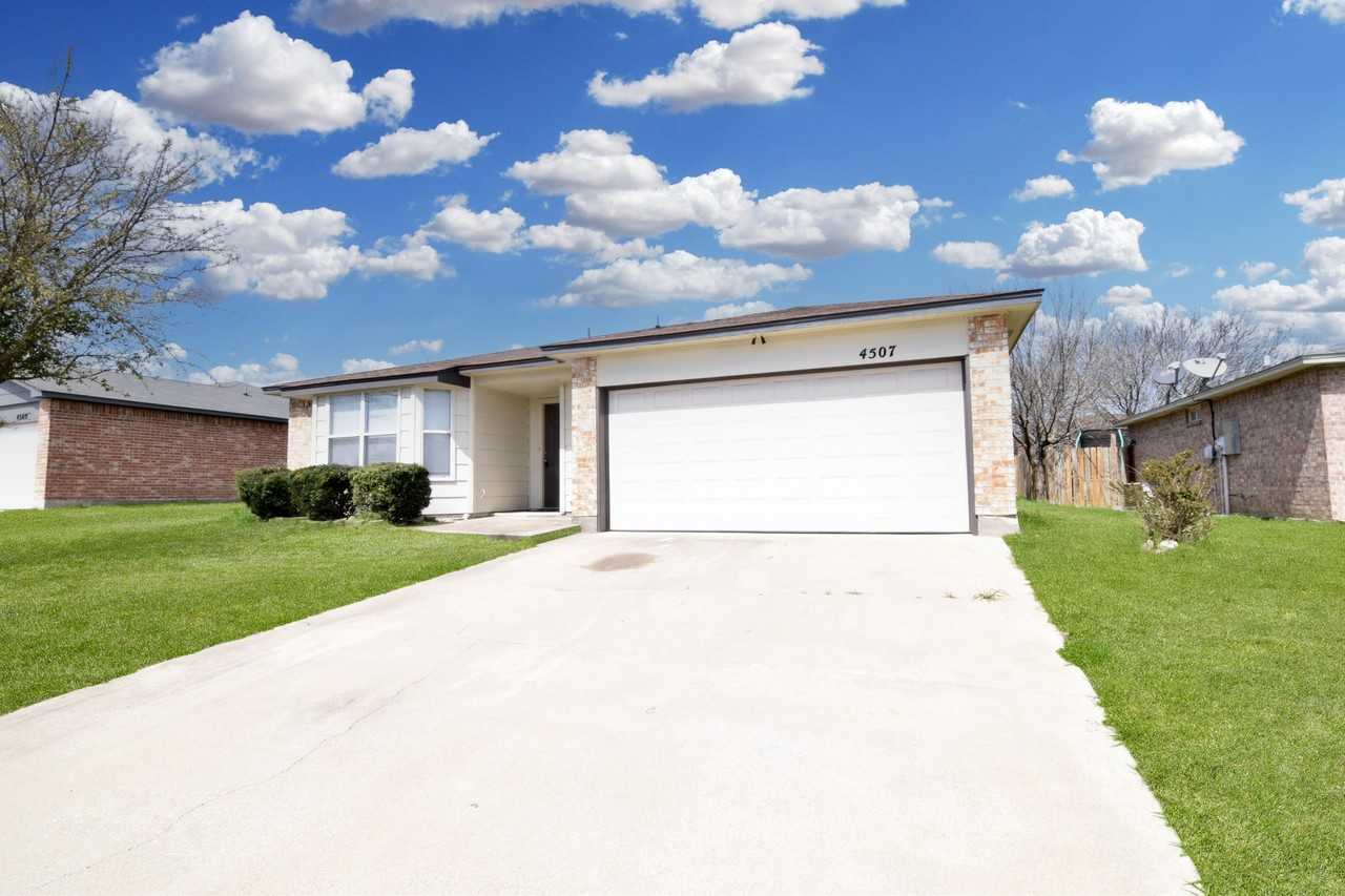 4507 Stallion Dr - Photo 2 of 16