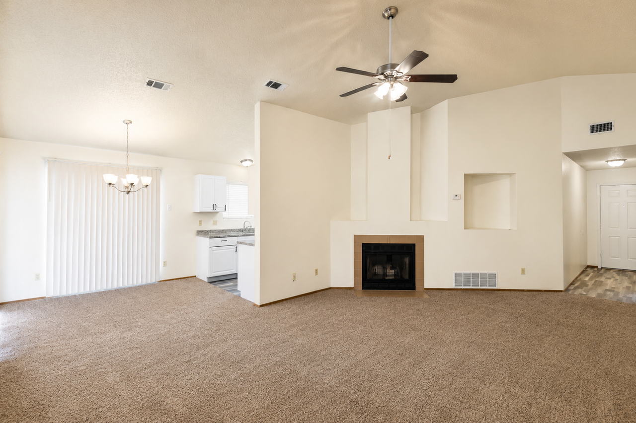 3702 Valley Forge Dr - Photo 6 of 16