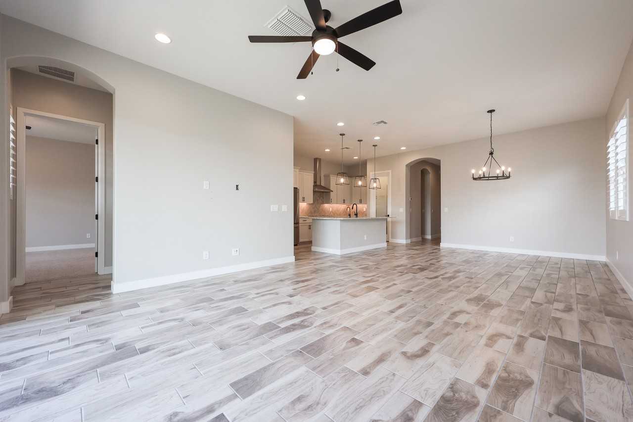 22435 E Oriole Way - Photo 4 of 50