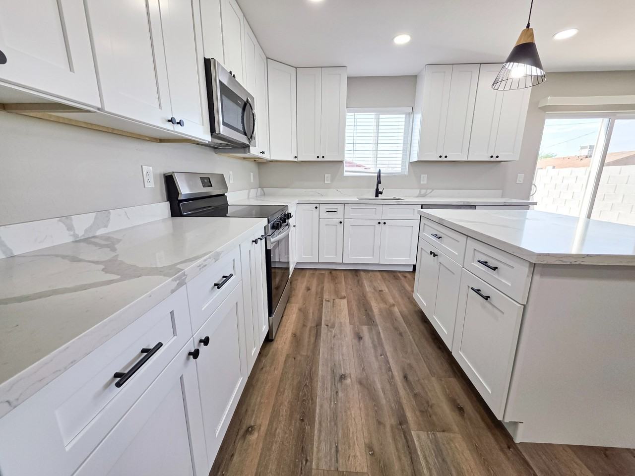 2551 E Broadway Rd #1 - Photo 4 of 25
