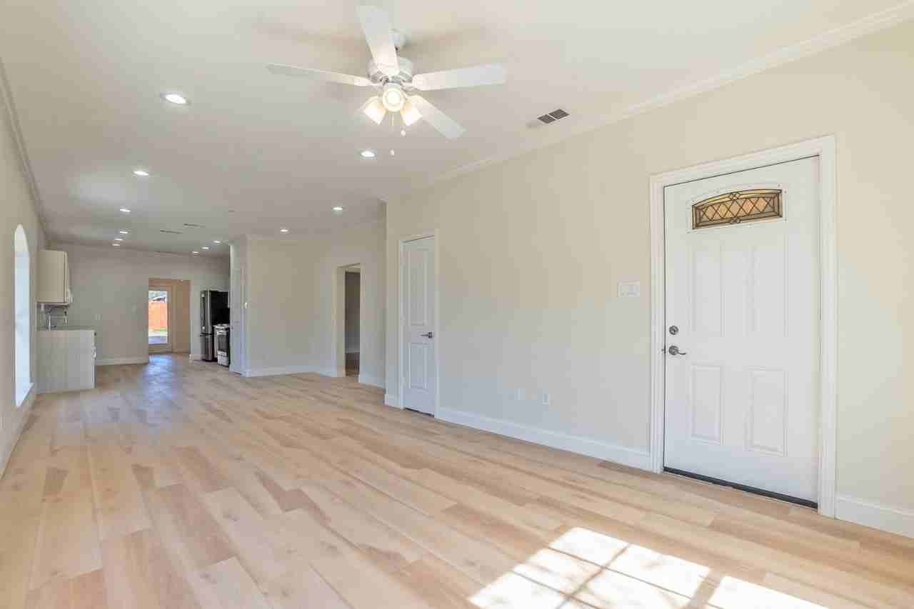 616 Mount Auburn Ave - Photo 4 of 23