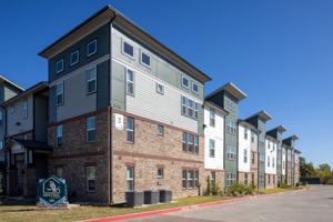 featured image of 2025 S Cooper St