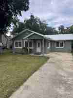 featured image of 2513 Belmont Ave