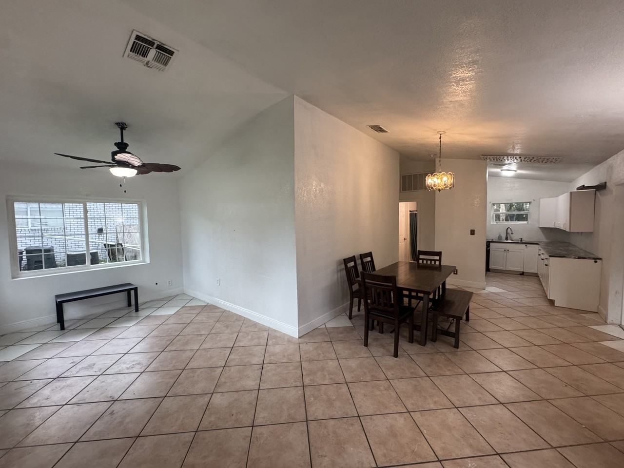 2513 Belmont Ave - Photo 2 of 17