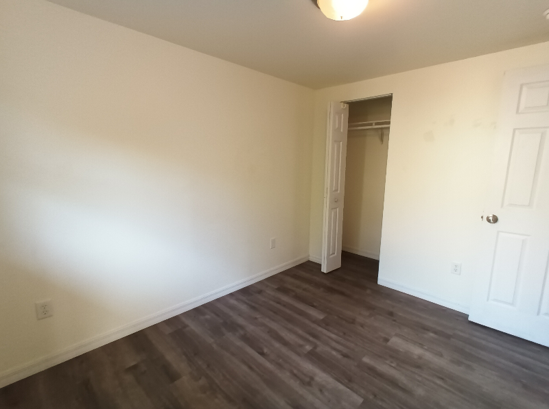 5462 Martin St #5464MARTIN - Photo 2 of 9