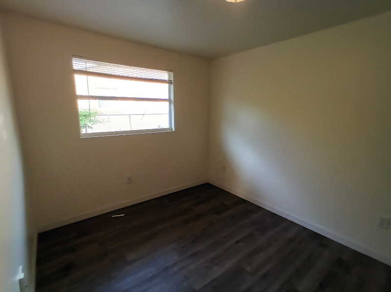 5462 Martin St #5464MARTIN - Photo 6 of 9