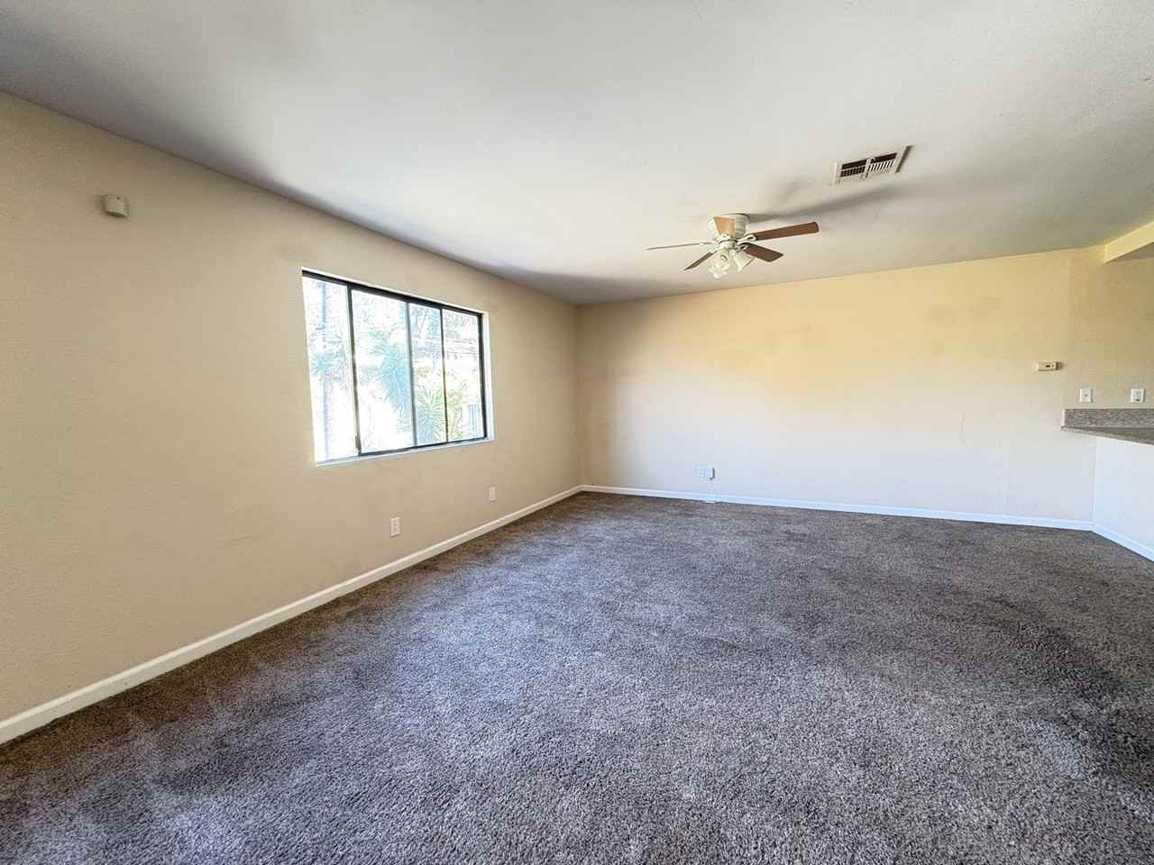 5126 70th St - Photo 3 of 11