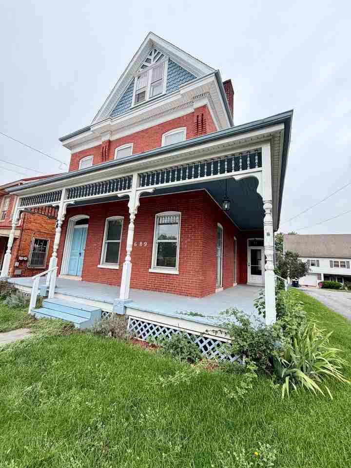 2689 Old Philadelphia Pike