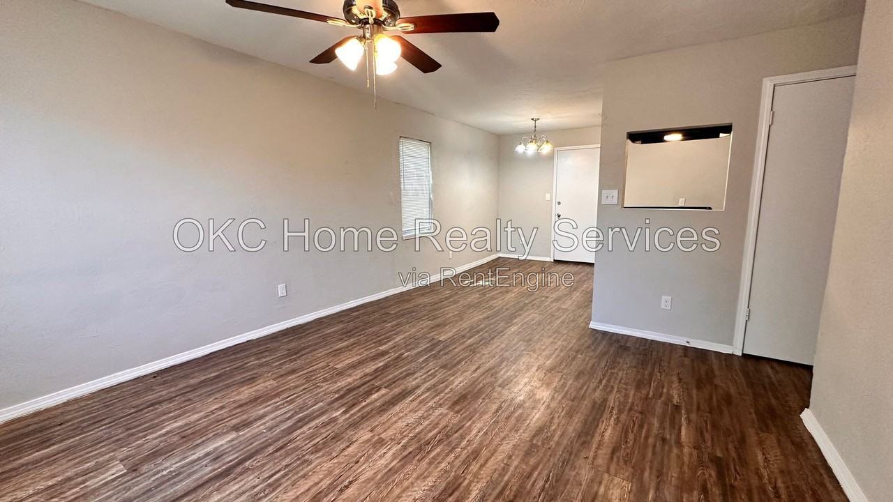 1625 E Hill St - Photo 2 of 17