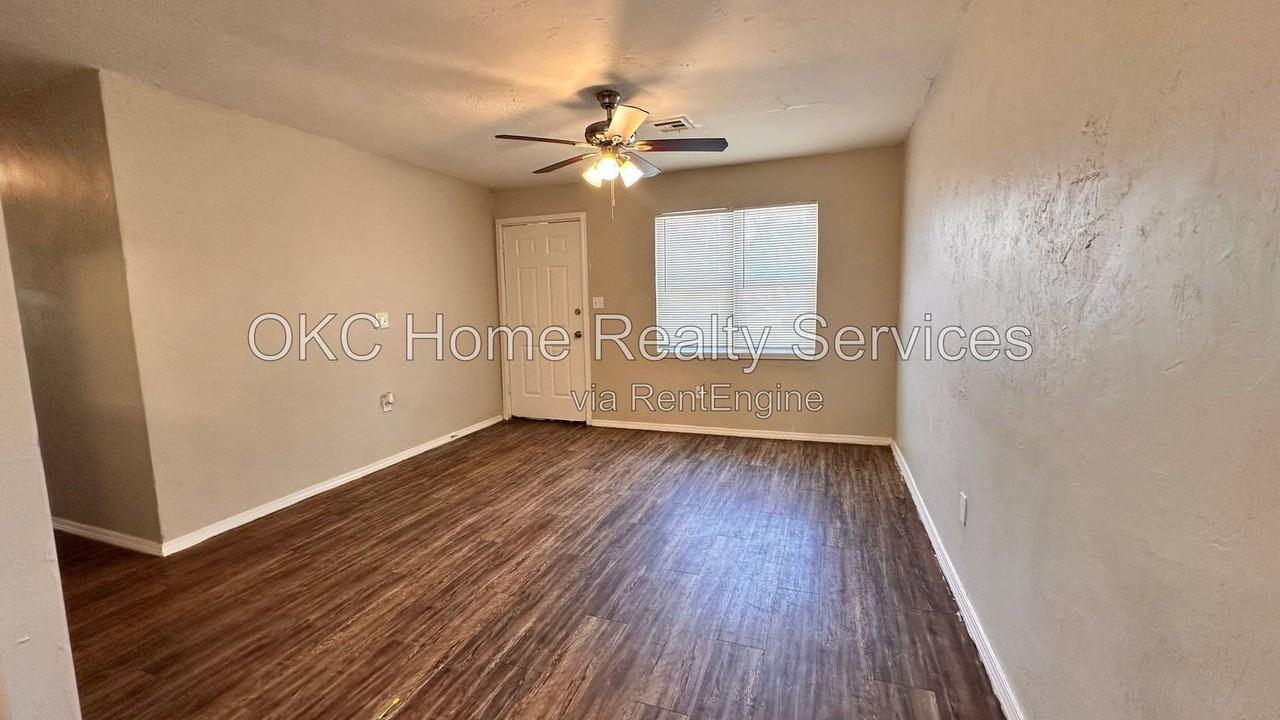 1625 E Hill St - Photo 3 of 17