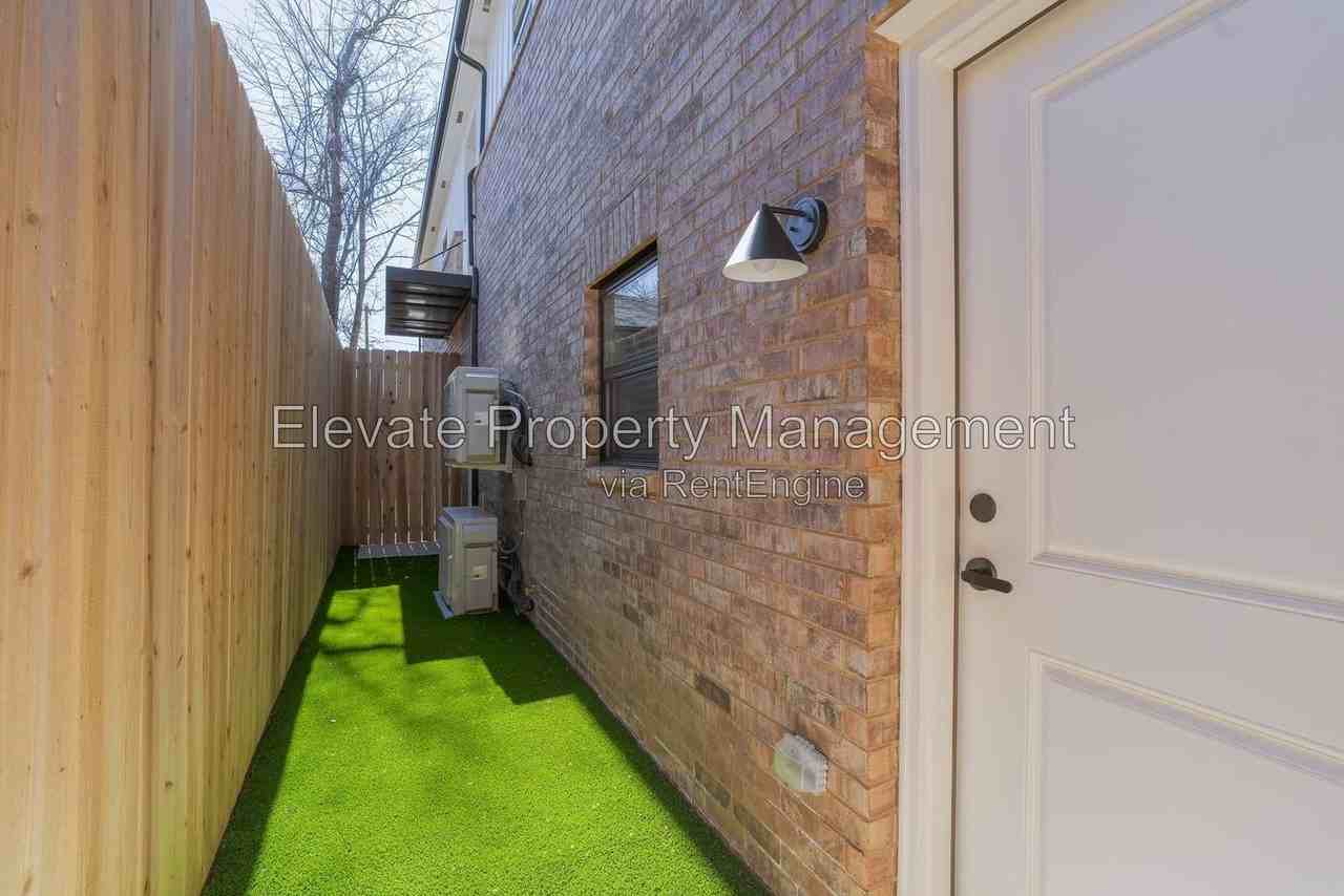 1616 Nw 17th St #11 - Photo 7 of 11