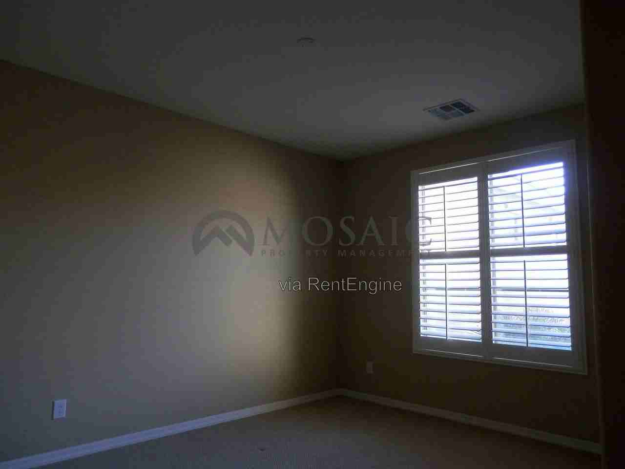 1463 E Prescott Pl - Photo 5 of 24