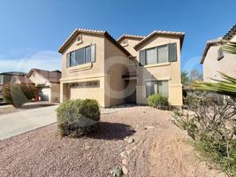 featured image of 5006 W Desert Dr