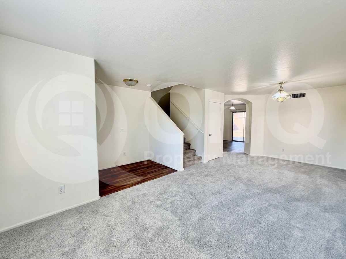 5006 W Desert Dr - Photo 3 of 29