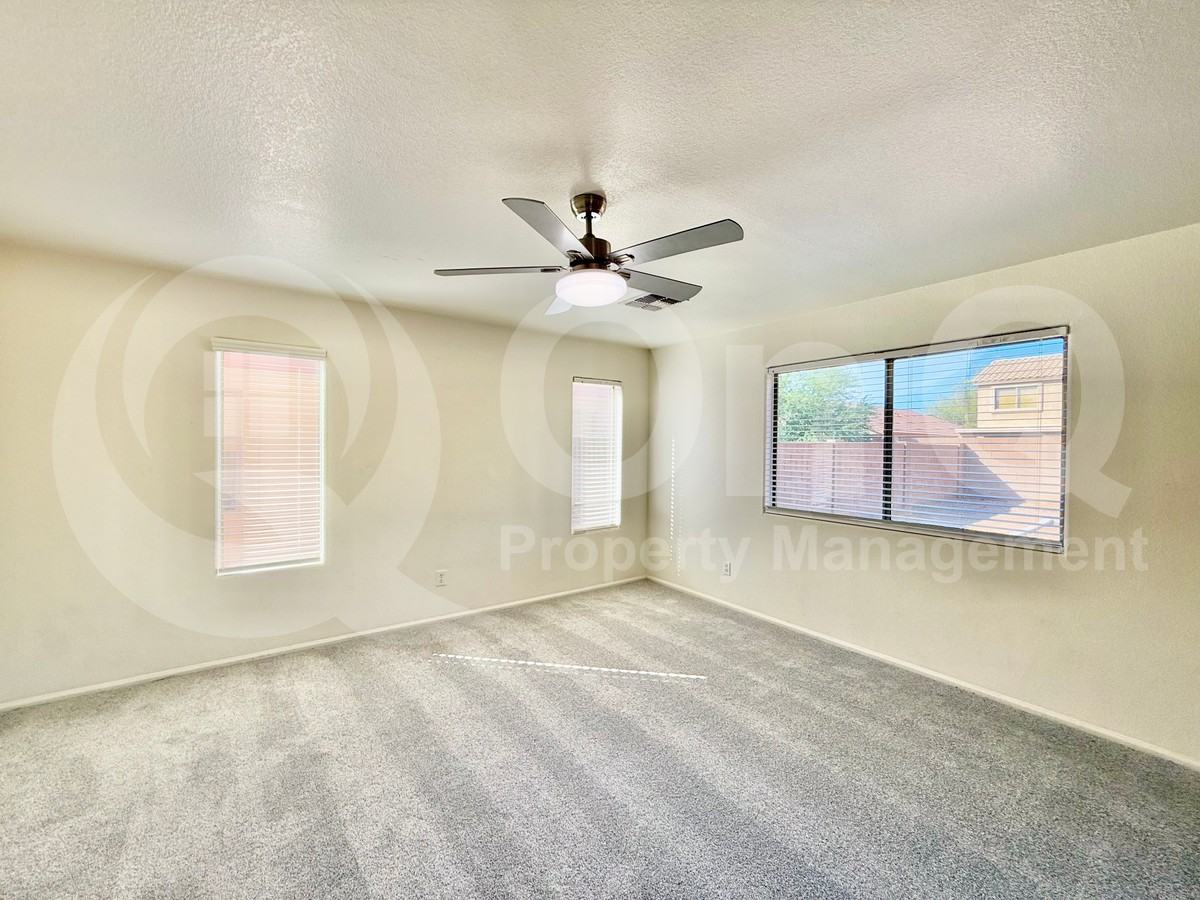 5006 W Desert Dr - Photo 5 of 29