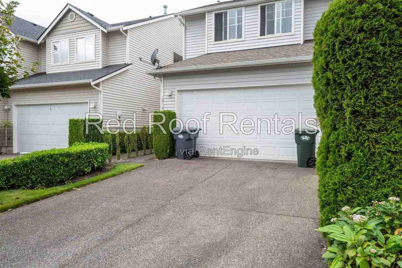 12718 64th Ave E - Photo 3 of 38