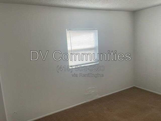 3800 18th Ave S #4 - Photo 4 of 12