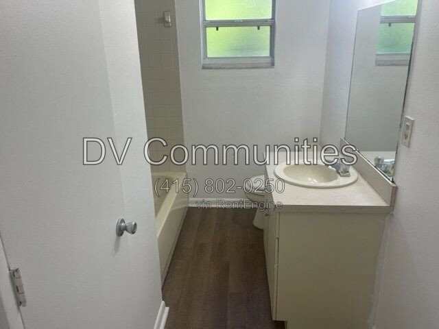 3800 18th Ave S #4 - Photo 5 of 12