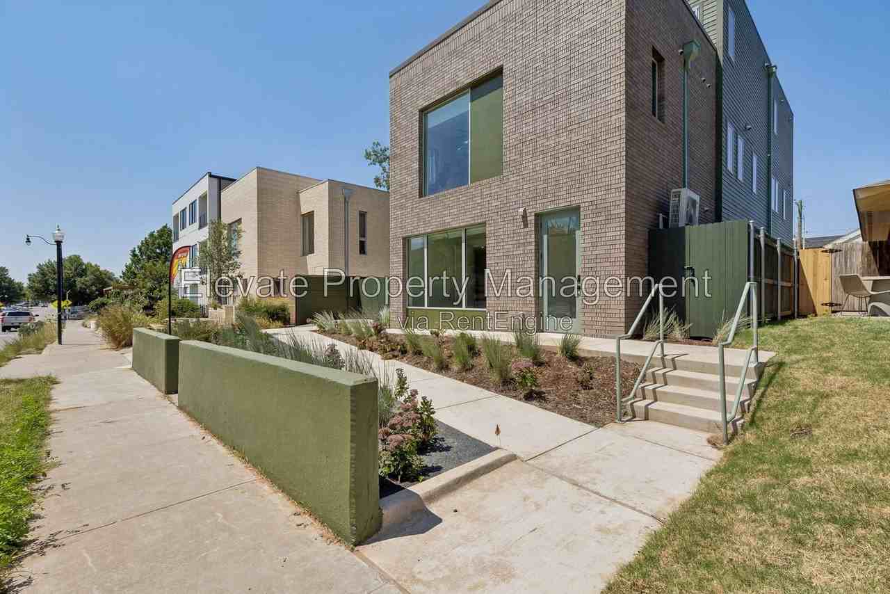 1617 Nw 16th St #E