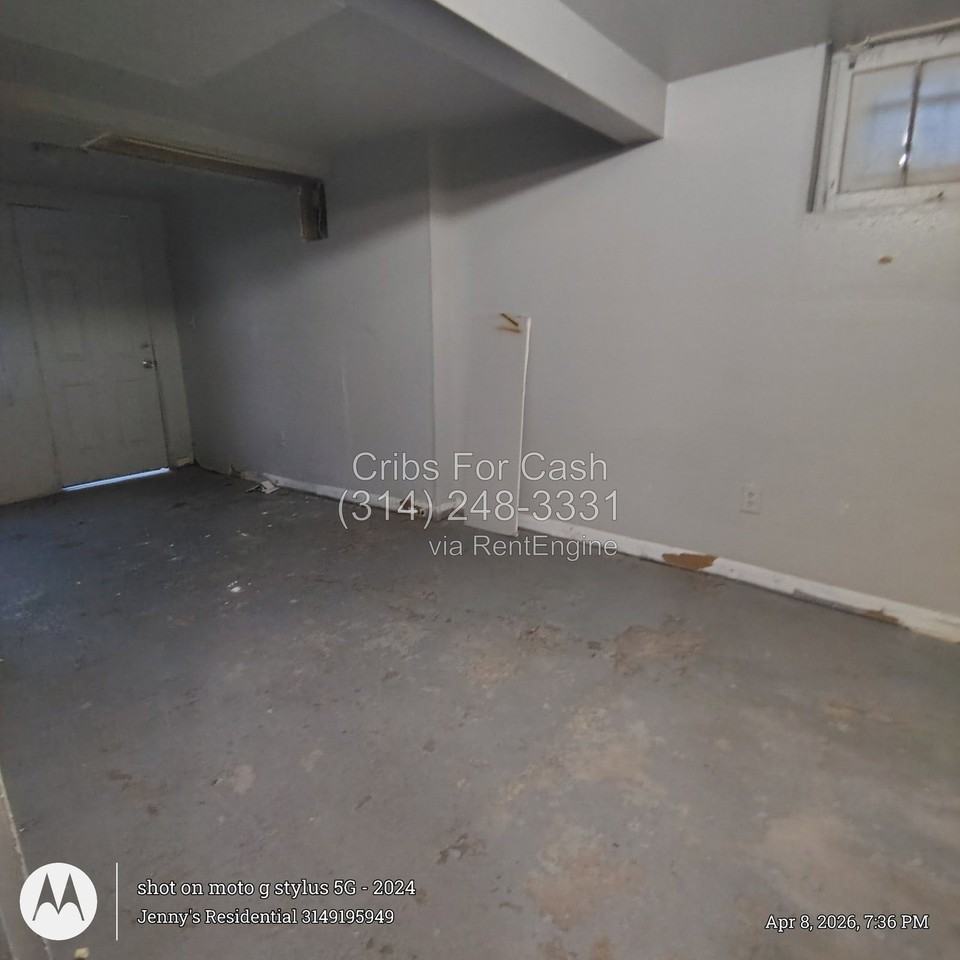 6404 Myron Ave - Photo 5 of 7