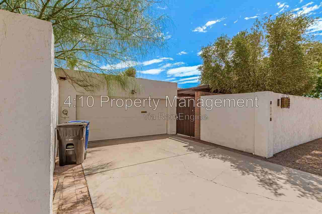 2063 E Aspen Dr - Photo 3 of 27