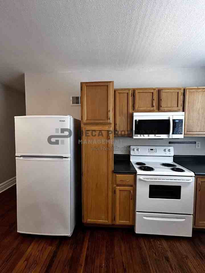 4051 Giles Ave #A - Photo 6 of 14
