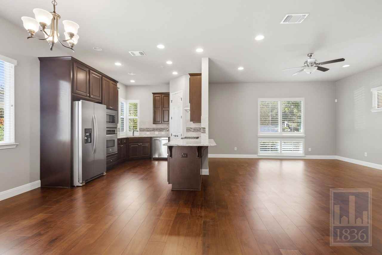 2016 Simond Ave #D - Photo 4 of 50