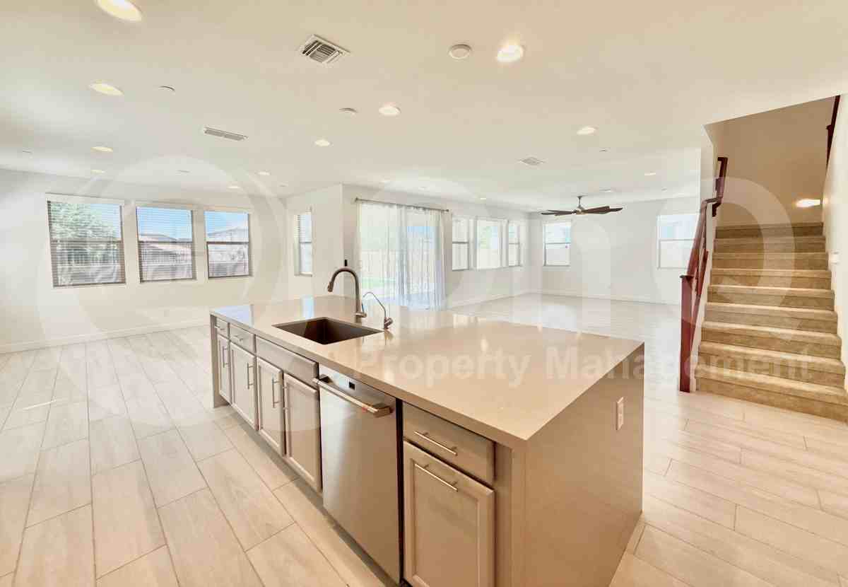 26782 N 70th Ave - Photo 6 of 32
