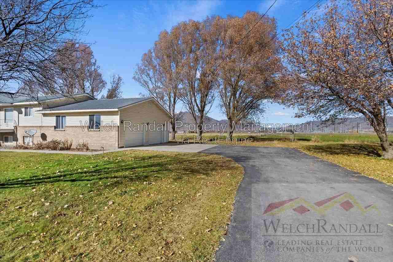 1510 W 1200 S - Photo 3 of 36
