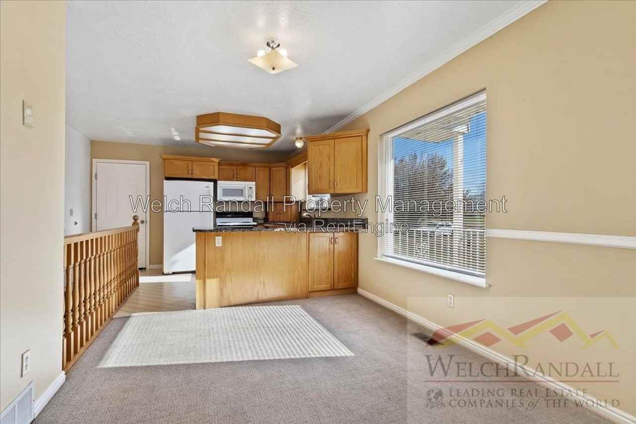 1510 W 1200 S - Photo 7 of 36
