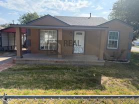 1400 N Lincoln St - Photo 1 of 1