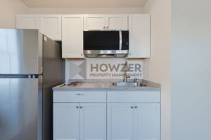 featured image of 50 Yarmouth Rd #D4