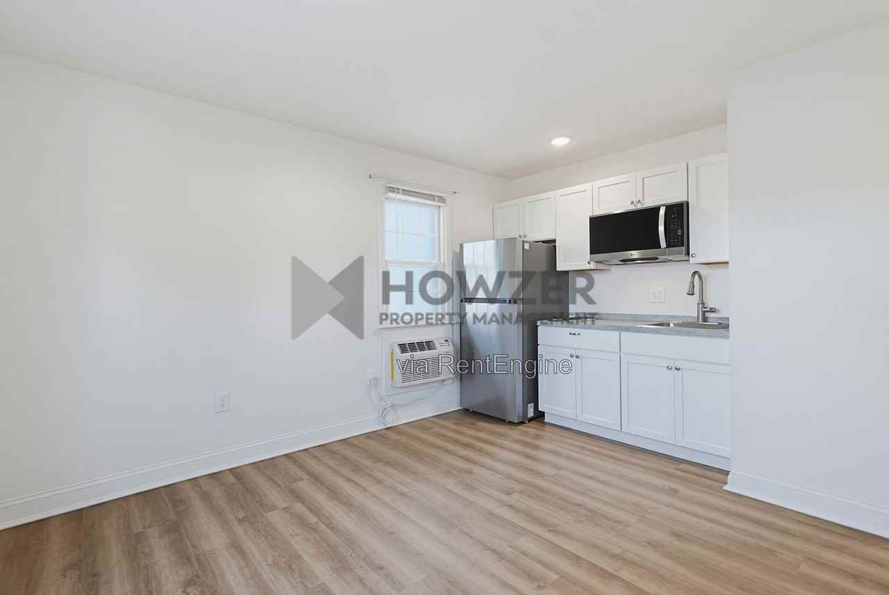 50 Yarmouth Rd #D4 - Photo 2 of 20