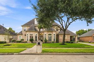 featured image of 1726 Parklake Village Drive